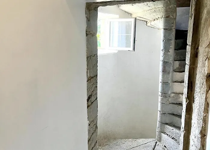 Le Cocon Du Mont'anay Apartamento *